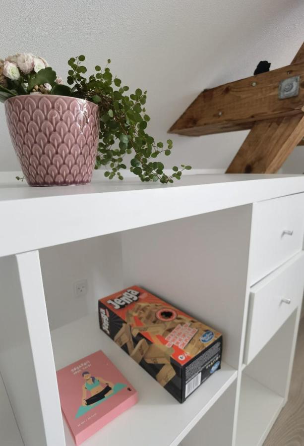 דירות ווארדה Hygge Loft מראה חיצוני תמונה